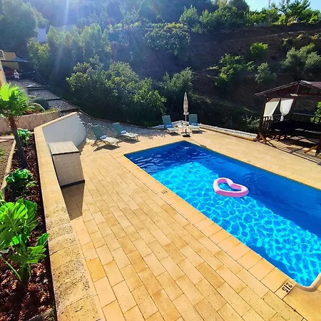 Holiday home La Chacara- Fuente De Peces Cartajima